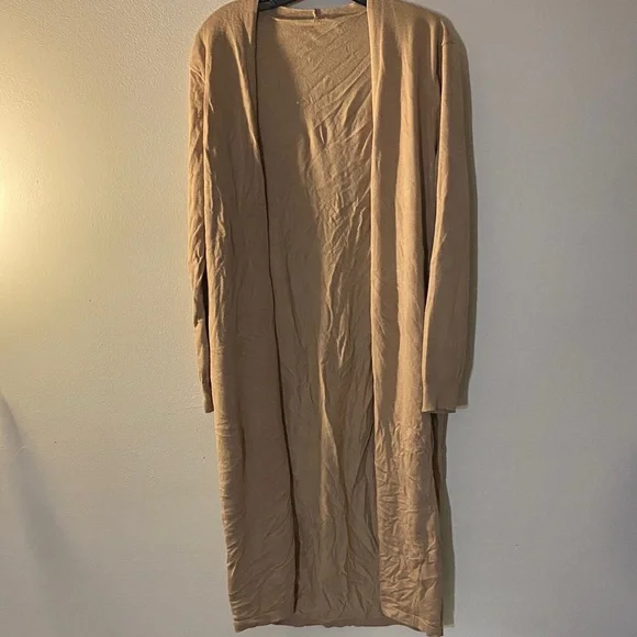 SHEIN White Puff Sleeve Blouse with Argyle Crop Overlay - Brown, Black, White - Picture 6 of 7